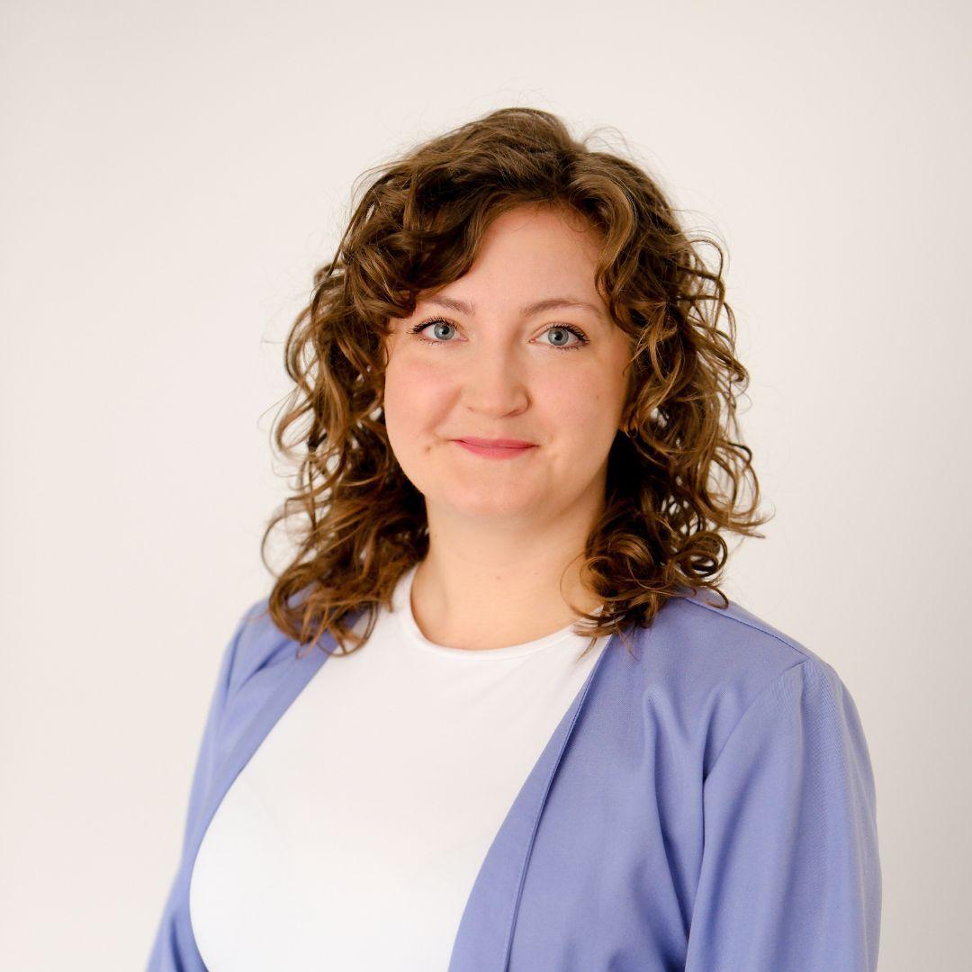 Mgr. Lucia Holečková