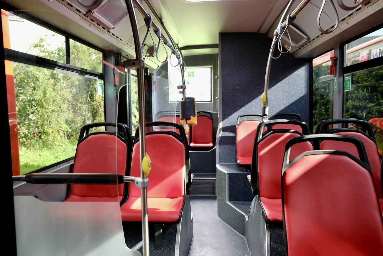 Dopravný podnik Bratislava predstavil tridsaťjeden nových kĺbových autobusov s najmodernejšou výbavou